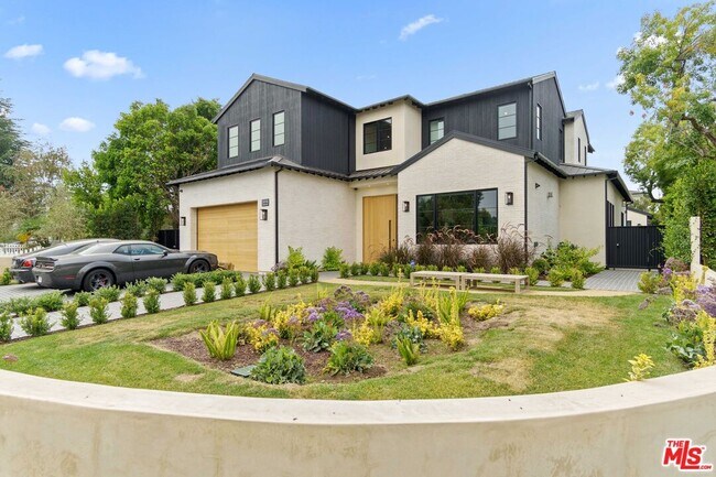 Photo - 5041 Noeline Ave