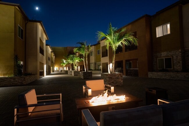 Pacific Heights Apartments - Pacific Heights Apartments