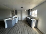 Photo - 2 Bed 2 bath 2 Car Garage In Bellflower House