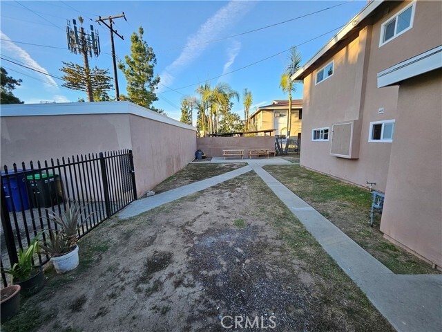 Photo - 1381 Burwood St