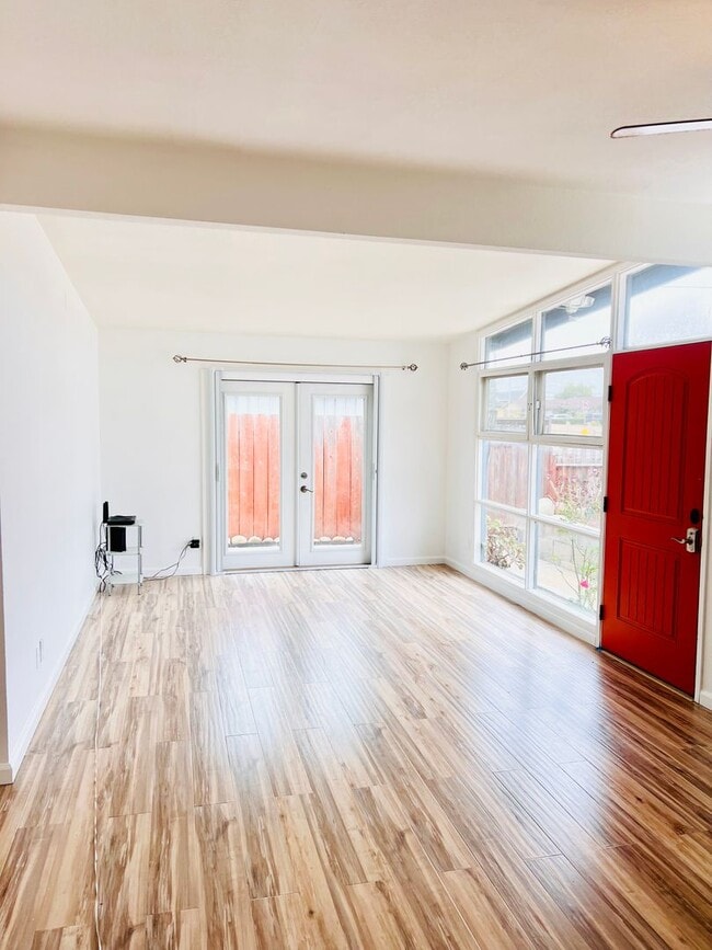 Photo - Mid Century Bungalow in prime Clairemont location!
