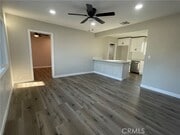 Photo - 623 E Elm St Townhome