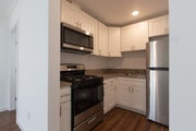Photo - 5421 S Gramercy Pl Apartment Unit 5421