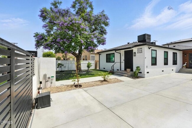 Photo - 6706 Riverton Ave Townhome