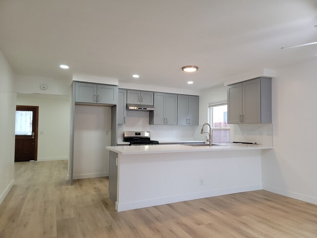 Photo - 8287 Lapiz Drive