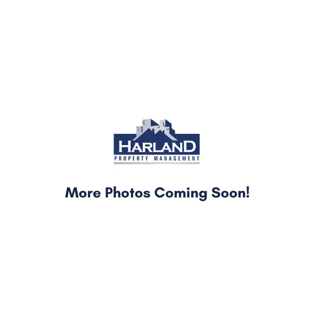 Building Photo - 4964 Maynard St Rental