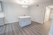 Photo - Fully Remodeled 2 Bedroom Condo for Rent in Valencia! Unit T10