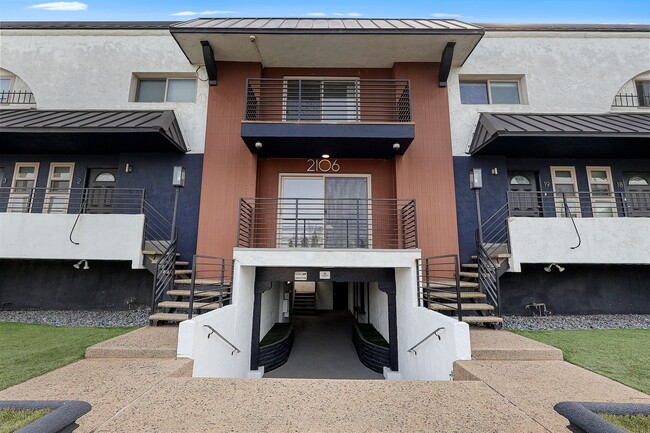 Photo - CitiZen Beach Collection on Manhattan