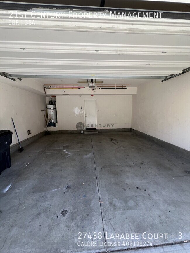 Photo - 27438 Larabee Ct Unit 3