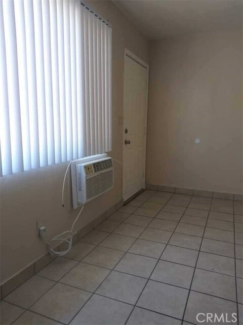 Photo - 5325 Howard St Townhome