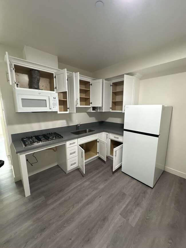 Photo - 226 W 87th St Unit 204