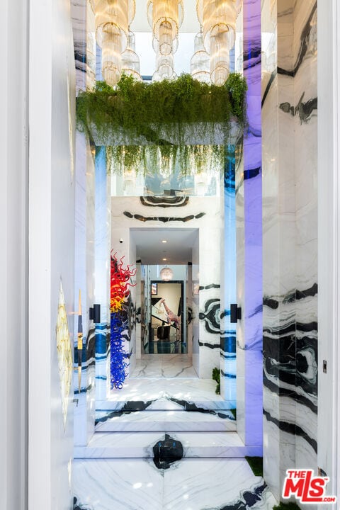 Photo - 9818 Hythe Ct