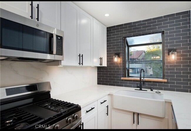 Photo - 18028 Saratoga Way Unit 557