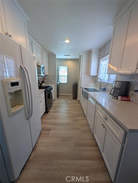 Photo - 8712 Fontana St