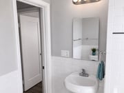 Photo - 1409-1415 Warren Ave Unit 1415