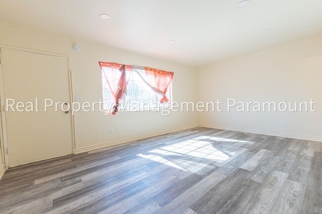 Photo - 8318 Kansas Ave Unit 2