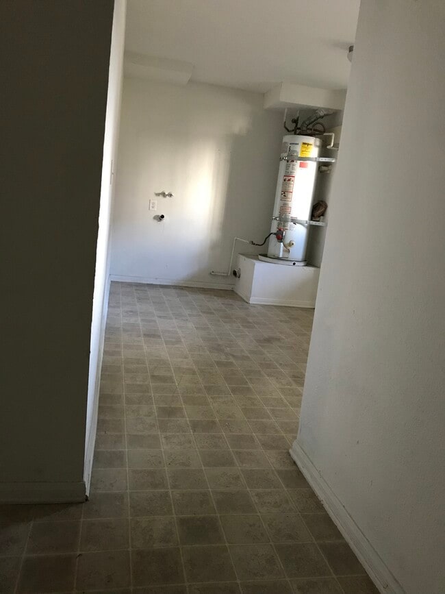 Building Photo - 1502 S Palos Verdes St Rental