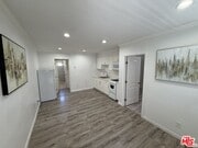 Photo - 2922 S Budlong Ave Apartment Unit 7