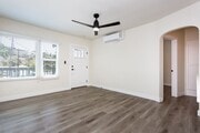 Photo - 1128-32 Sassafras Street Unit 1132 Sassafras Street