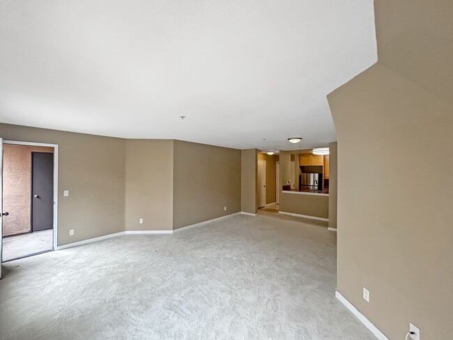 Photo - Modern 2B/2BA Condo with Balcony & Ameniti... Unit 6303