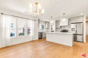 Photo - 2032 S Palm Grove Ave Condo