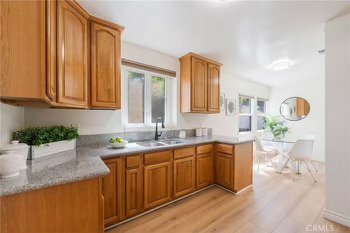 Photo - 1058 Kendall Dr
