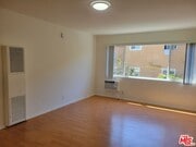 Photo - 320 S Hobart Blvd Unit 8