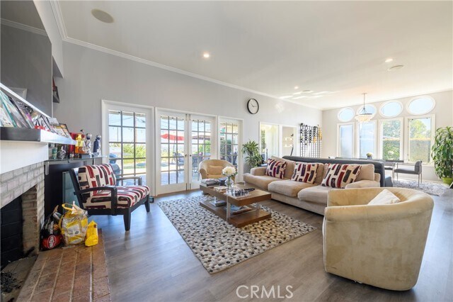 Photo - 3633 Willowcrest Ave