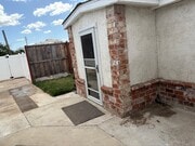 Photo - 864 Farr Ave