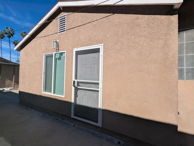 Front Door entrance to Jr. ADU - 4823 5th Ave Unit 1/2