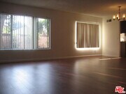 Photo - 10123 Hanna Ave