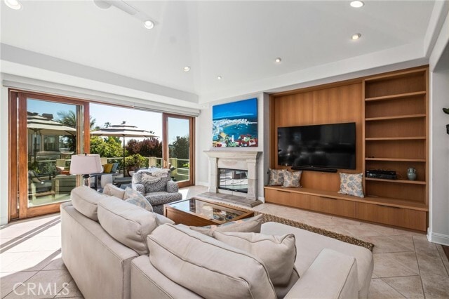 Photo - 926 Duncan Ave