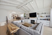 Photo - 1506 Wollacott St