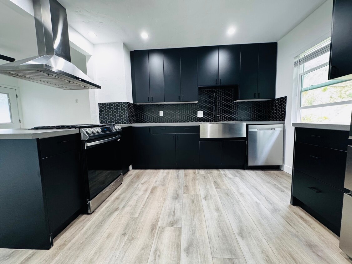 Floor Plan - The Torrance