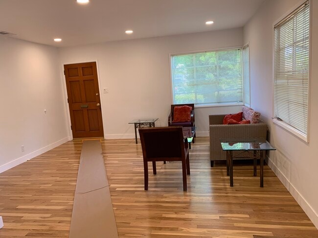 Photo - 17351 Bullock St