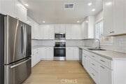 Photo - 19 E Pine St