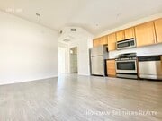 Photo - 251 Robinson St Unit 105