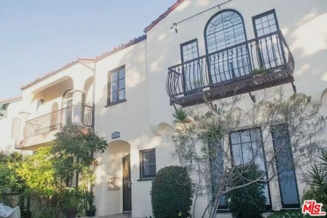 Photo - 942 S Mansfield Ave Unit 3