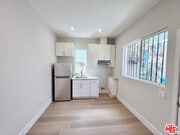 Photo - 446 W 88th St Unit 1/2