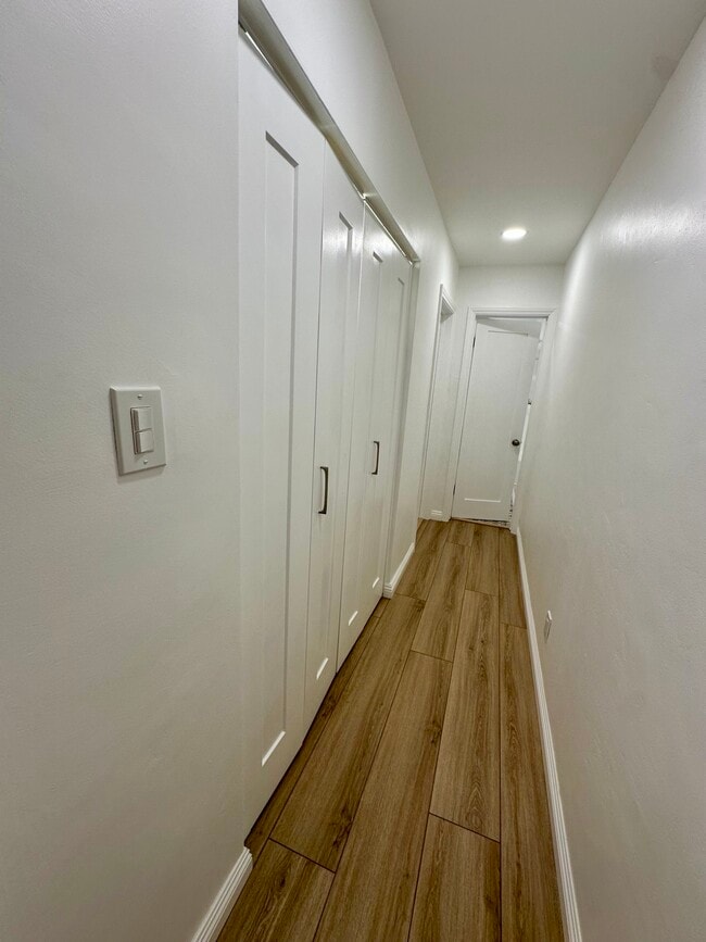 Photo - 1537 Freeman Ave