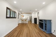 Photo - 3359 Locust St