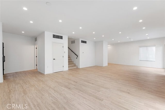 Photo - 913 Hilldale Ave Unit 3