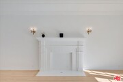 Photo - 156 N Swall Dr