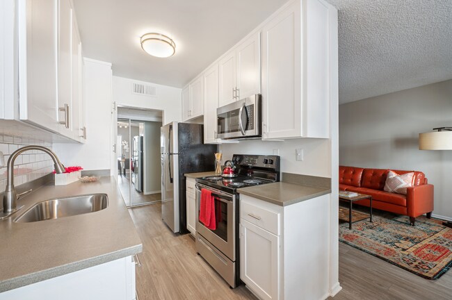 Photo - The Highland at Sherman Oaks