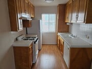 Kitchen - 3622 Dunn Dr Unit #5