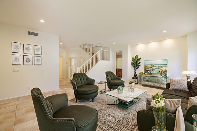 Photo - 25755 Hood Way