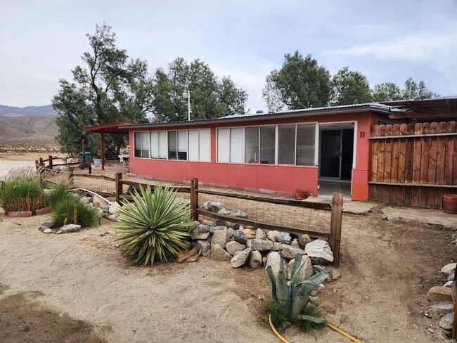 Building Photo - 20205 Henry Rd