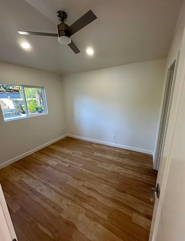Photo - 756 Anns Way
