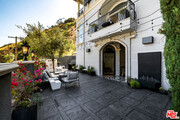 Photo - 2063 Wattles Dr House