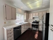 Photo - 22909 S Figueroa St